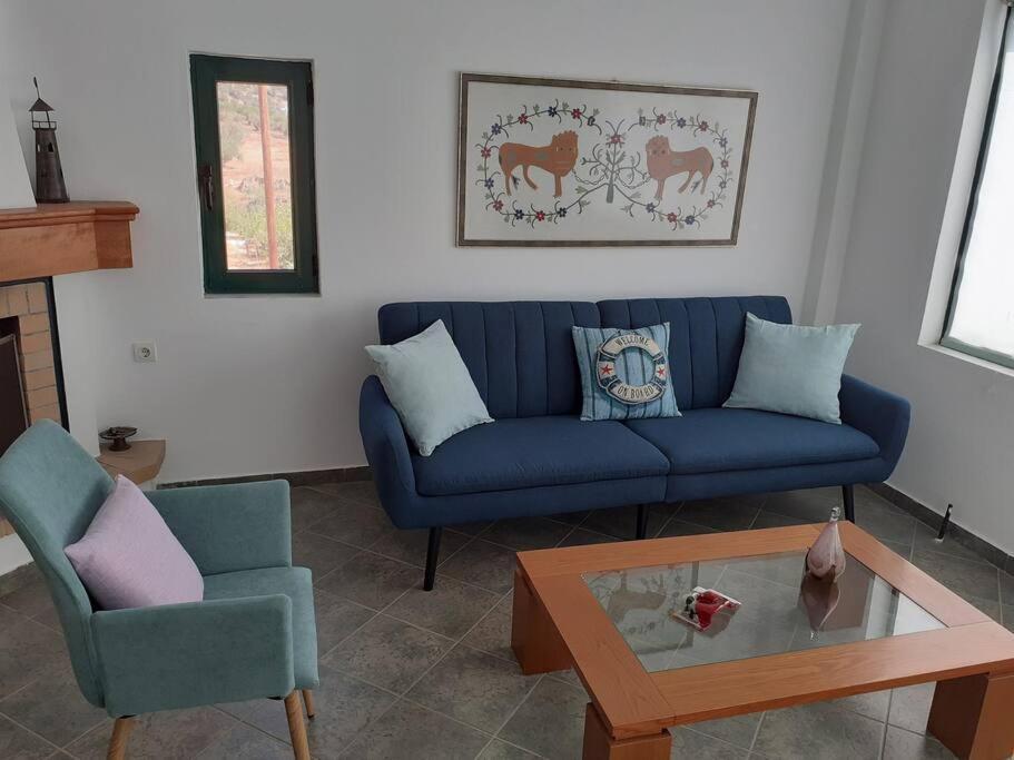 Το Σπίτι Που Σε Ταξιδεύει Villa อาเยียกาลินี ภายนอก รูปภาพ
