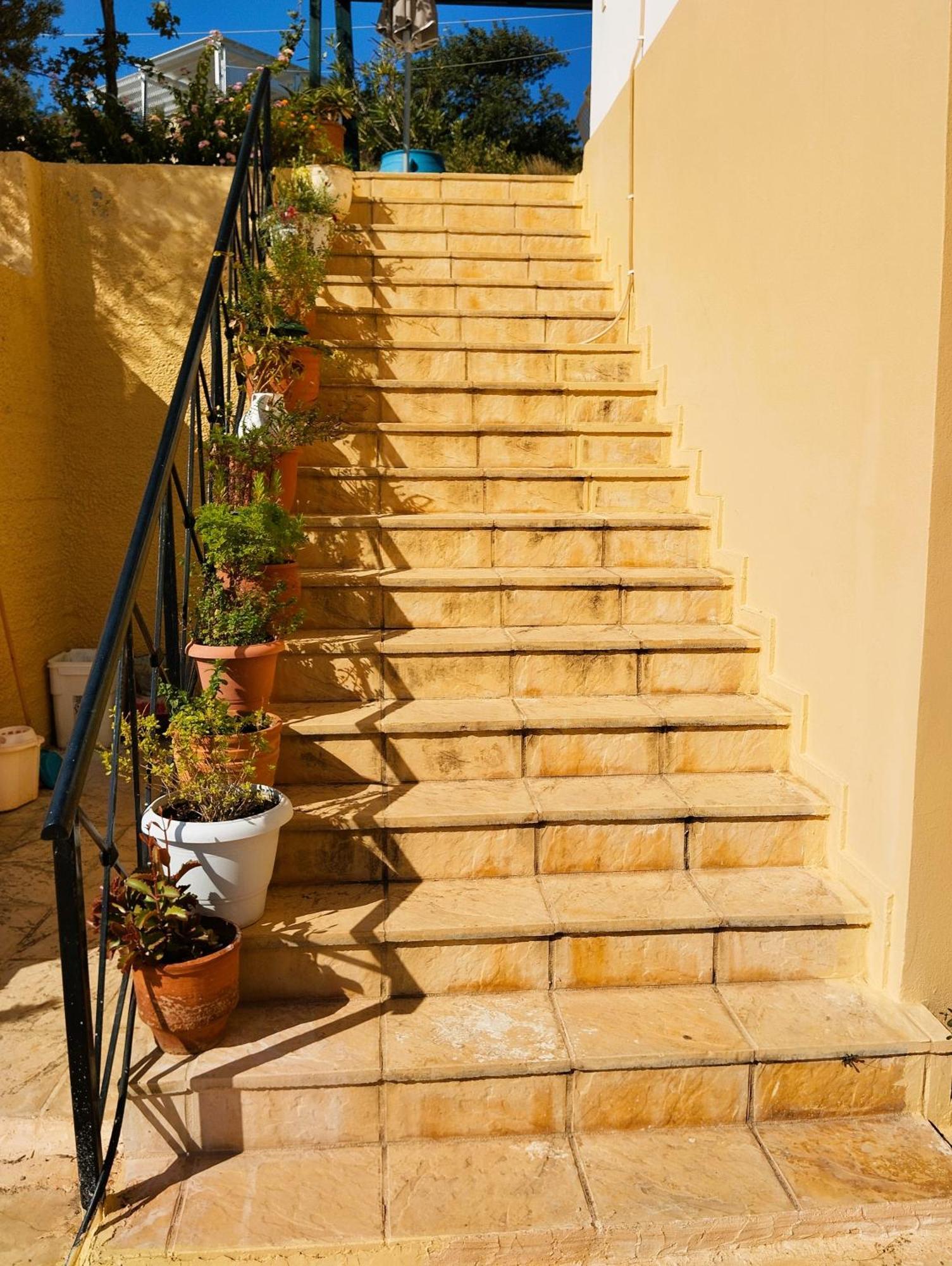 Το Σπίτι Που Σε Ταξιδεύει Villa อาเยียกาลินี ภายนอก รูปภาพ